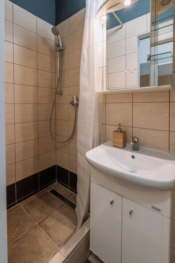Stadiumside Studio Apartman Pozsony